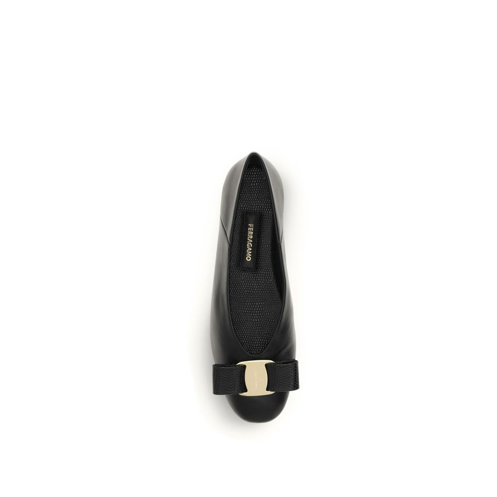 Ferragamo Black Calf Leather Ballet Flats